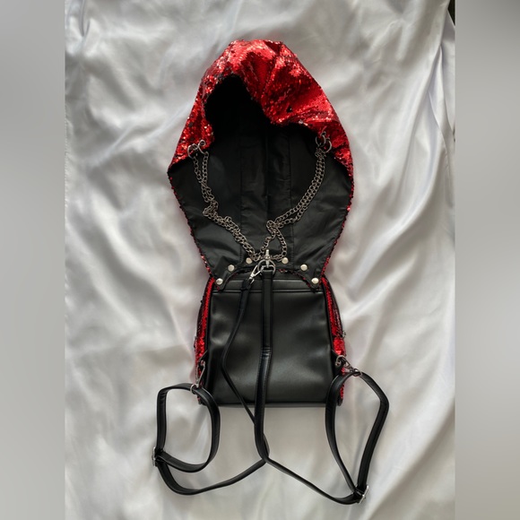 Mini sequinned backpack with detachable hood - Picture 2 of 6